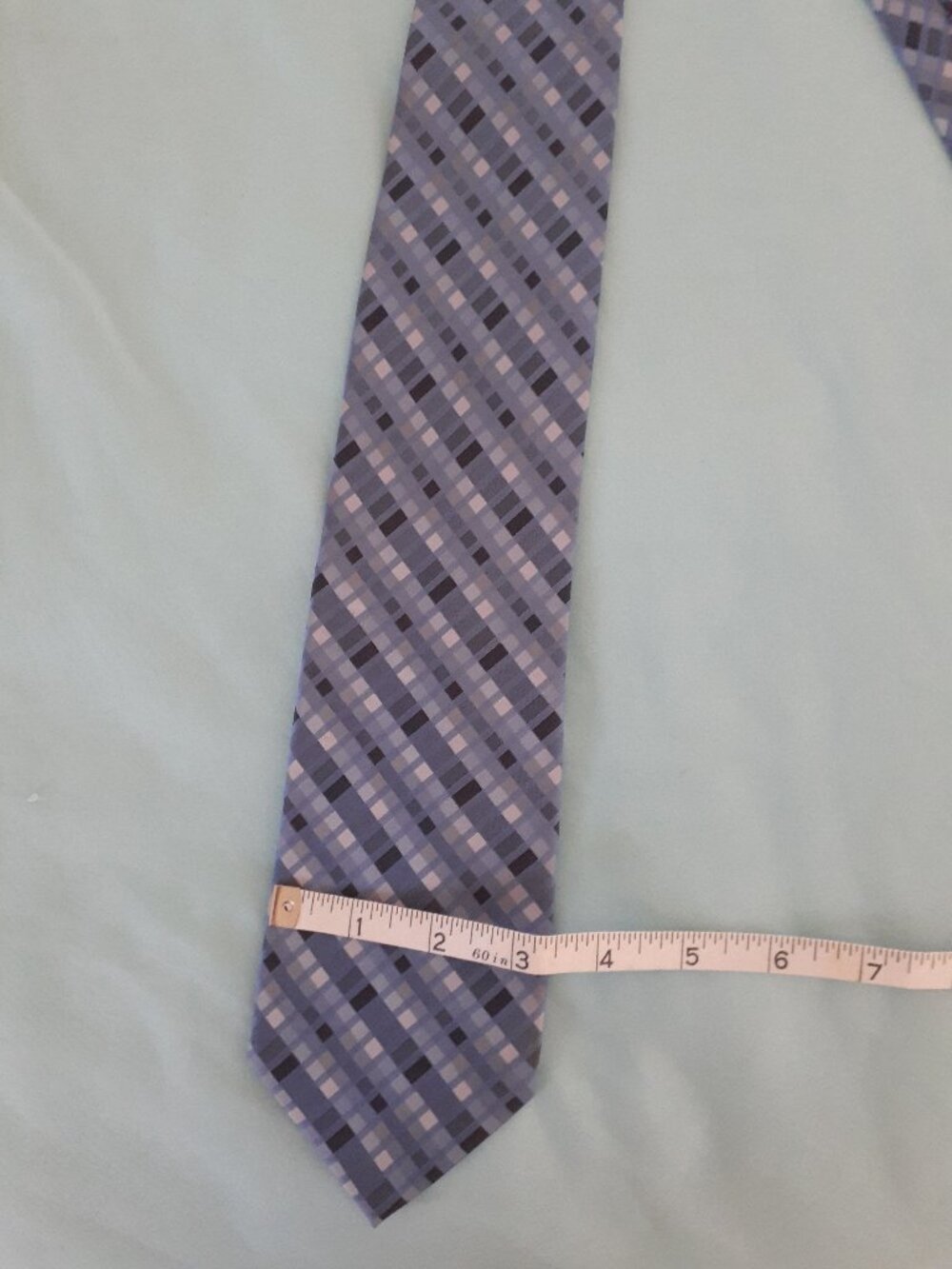 Van Heusen Men's tie blue line pattern silk